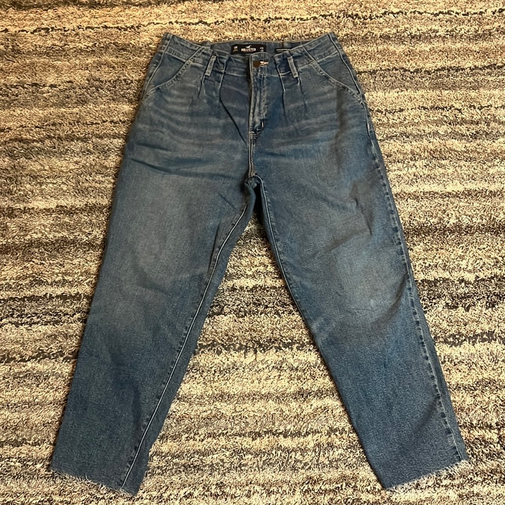 Hollister high rise mom blue jeans